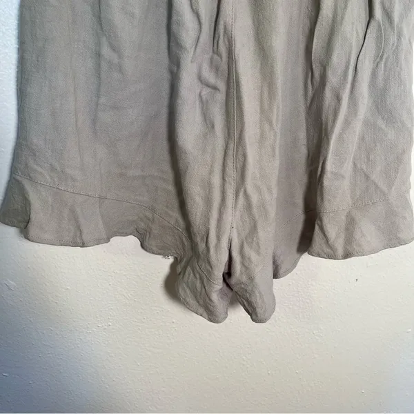 Women's‎ Size Small Casual Shorts Sage Green Gray Ruffle Hem Pockets Stretch - Image 9