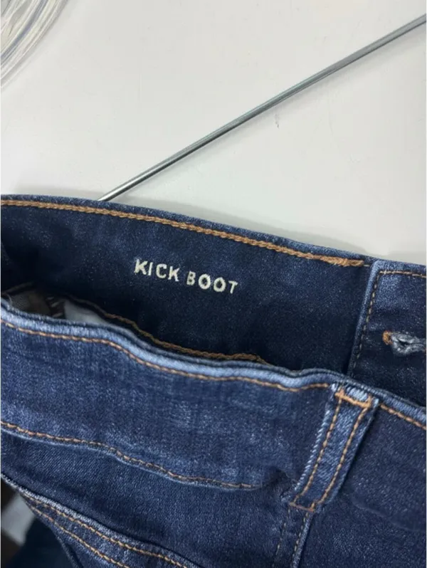 Cute American Eagle Jeans Bootcut Size 6R - Image 5