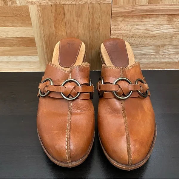 FRYE Boots Cognac Cheryl Triple Ring Clog Mules Size 8.5M - Image 6