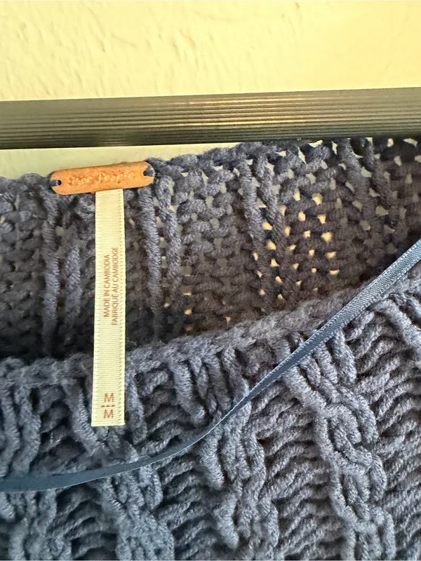Free People Cable Stitch Pullover Sweater in Blue Sz M - Image 3