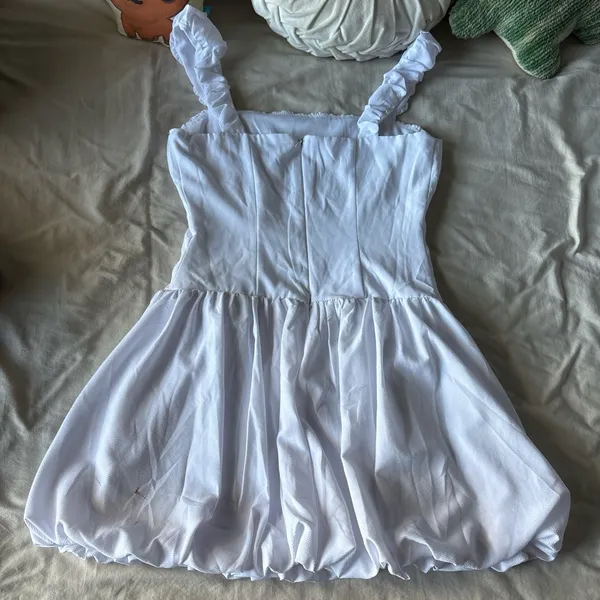 Forever 21 White Sleeveless Top - Image 2