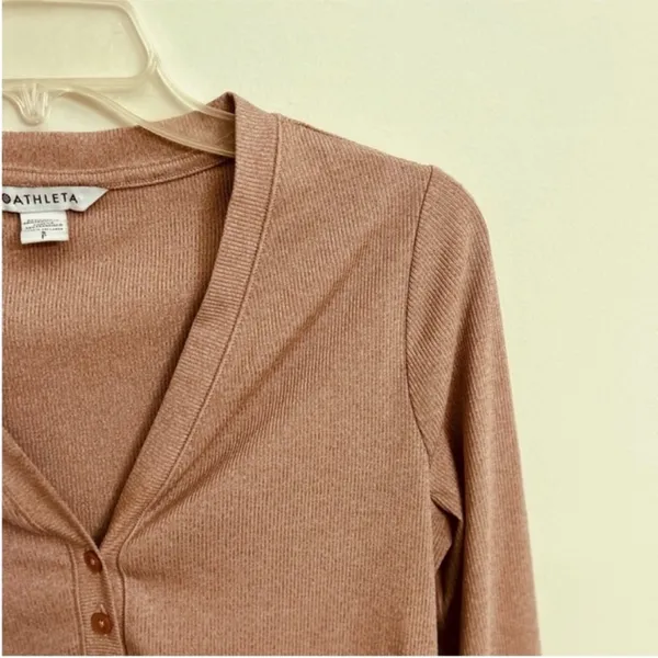 Women’s Athleta Uptempo Pink Mauve Ribbed Henley Long Sleeve Top Size Small - Image 8