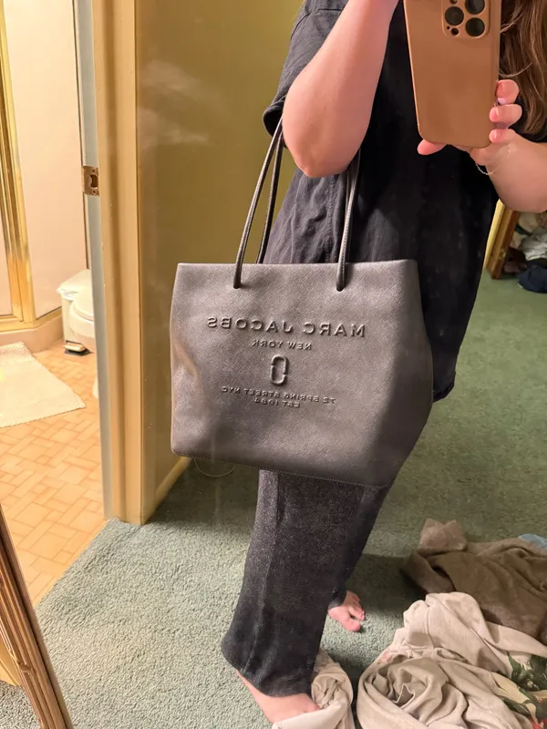Marc Jacobs Black Leather Tote - Image 4