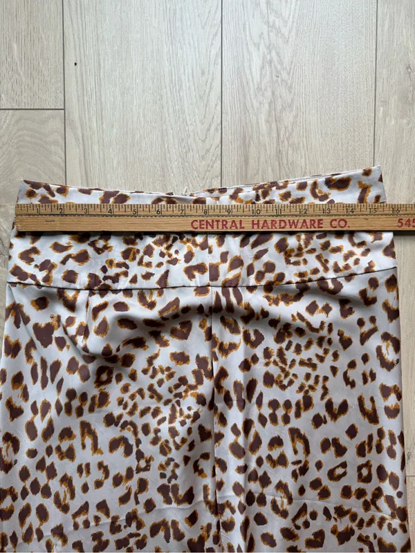 Free People Normani Bias Midi Skirt Leopard Print Size 12 - Image 7