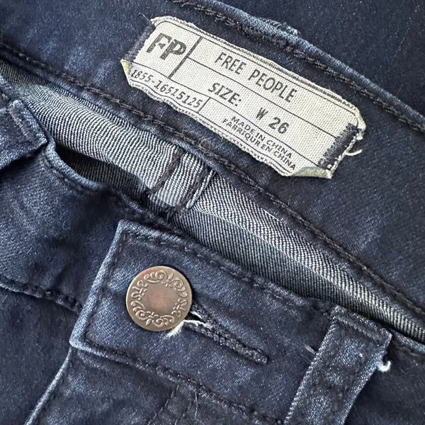 Free People Dallas Flare Jeans Women's 26 Dark Wash Frayed‎ Hem Cowgirl Rodeo - Image 9