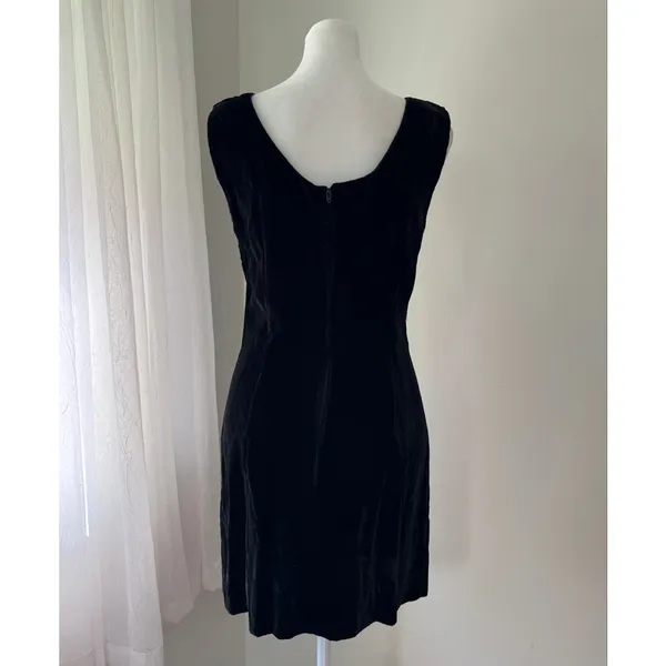 Vintage Y2K Germain Paris Black Velvet Scoop Neck Sleeveless Mini Dress - Image 4