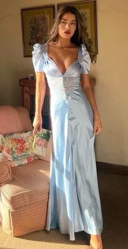 House Of CB NWOT 'Rafaela' Soft Blue Pure Silk & Lace Dress. Size XL - Image 2