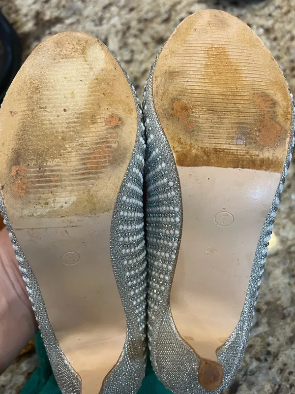 Silver Heels Size 7 - Image 4