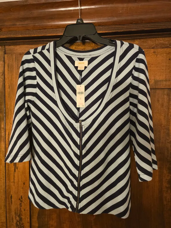 Anthropologie Navy and White Striped Zip-Front Button Down Top Medium - Image 3