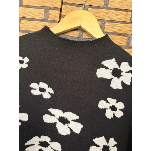 Scoop Black And White Floral Dress Size XL‎ - Image 4