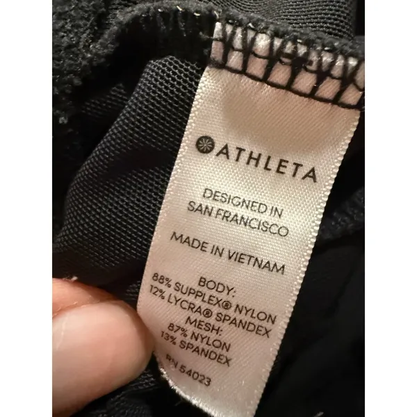 Athleta Black‎ Athletic Shorts Womens Size S Zip Pockets Performance - Image 7