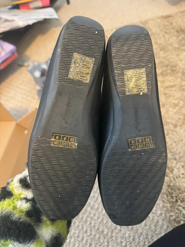 Black Flats Size 8 - Image 7
