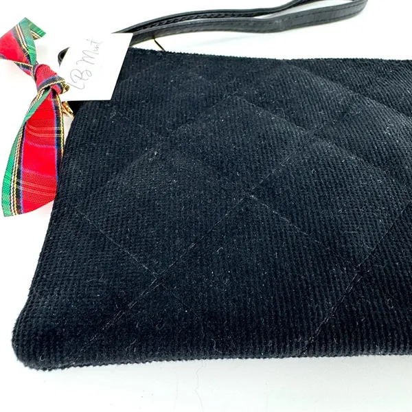Stylish Black Quilted Wristlet with‎ Plaid Gift Ribbon NWT - Image 2