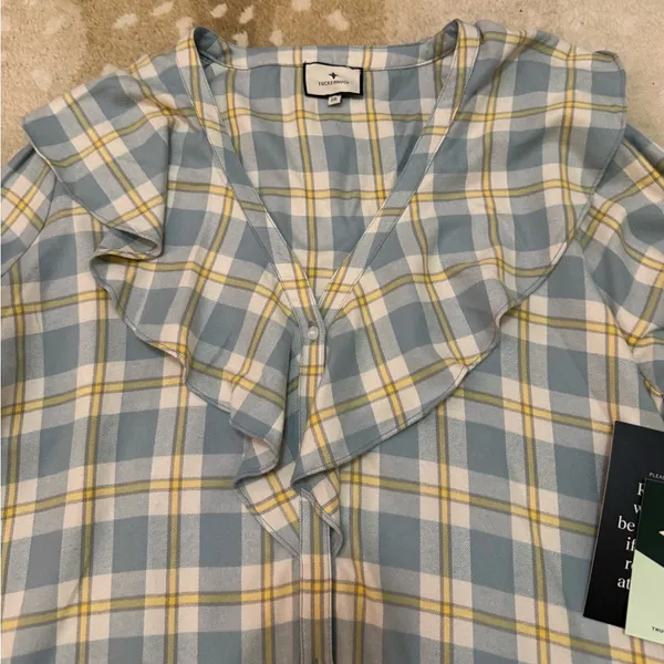 Tuckernuck NWT Blue V Neck Ruffle Eileen Button down women’s size XXL - Image 11
