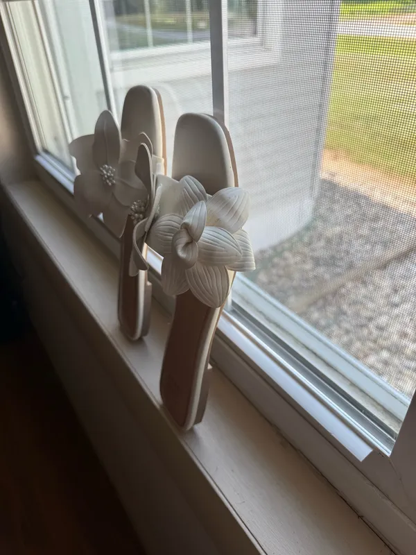 Target Sandals - Image 5