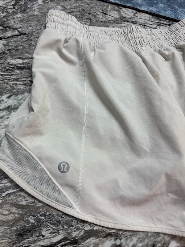 lululemon athletica Cream Athletic Shorts with Elastic Waistband size 6 - Image 6