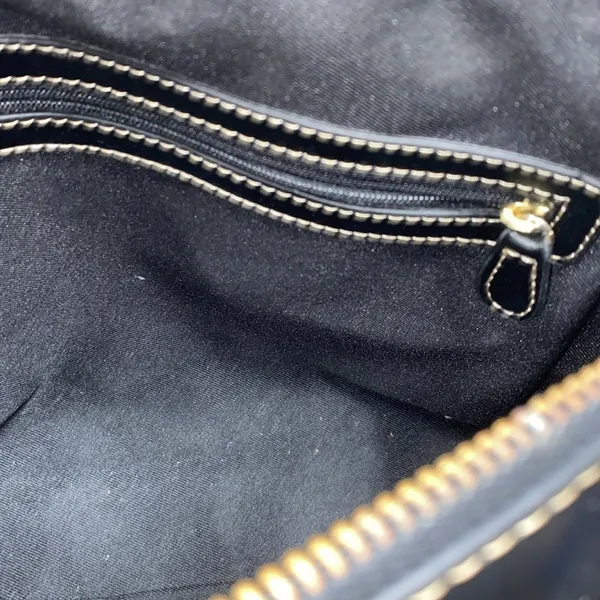 Black faux leather top handle bag - Image 7