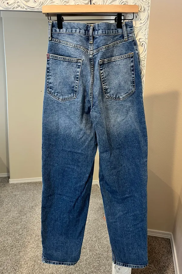 Urban Outfitters BDG High-Rise Baggy Straight Leg Jeans 26 - Image 2