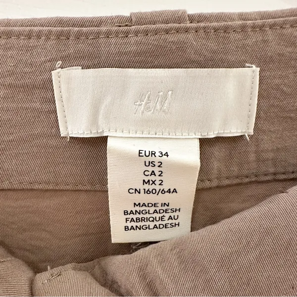 H&M Matte Textured Satin Wide Leg Cargo Pants Flowy taupe sz 2 - Image 5