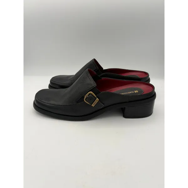 Women’s Naturalizer Size 8 Black Leather Heeled Loafers - Image 3