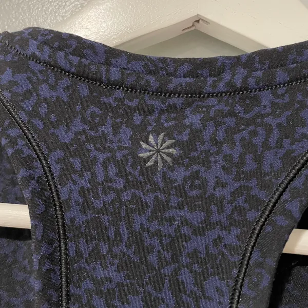 Athleta Shanti Crop Tank Top Size Medium - Image 6
