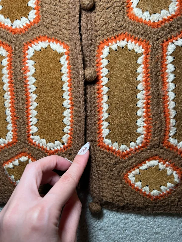 True Vintage Retro 70s Leather Patch Crochet Knit Vest by Aware Size Large - Image 5