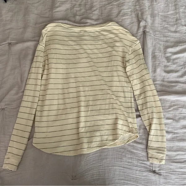 ☀️ Marine layer cream stripe long sleeve shirt - Image 2