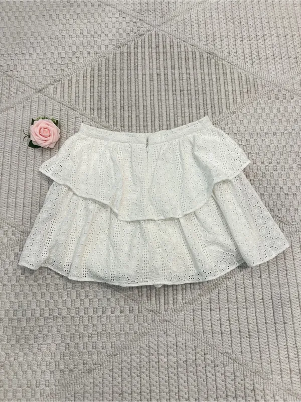 Amanda Uprichard White Cotton Eyelet layered Tiered Woman’s Mini Skort Size S - Image 4