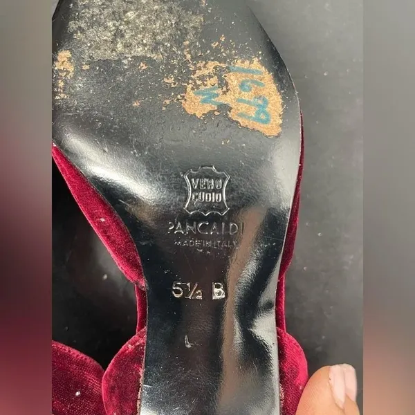Pancaldi 1888 burgundy‎ velvet pumps size 5 1/2 - Image 7
