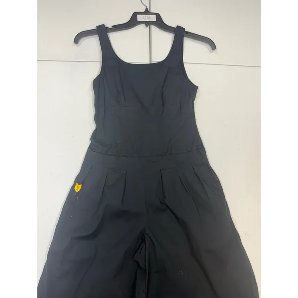 WEWOREWHAT Pleated Scoop Neck black Jumpsuit size 6 - Image 3