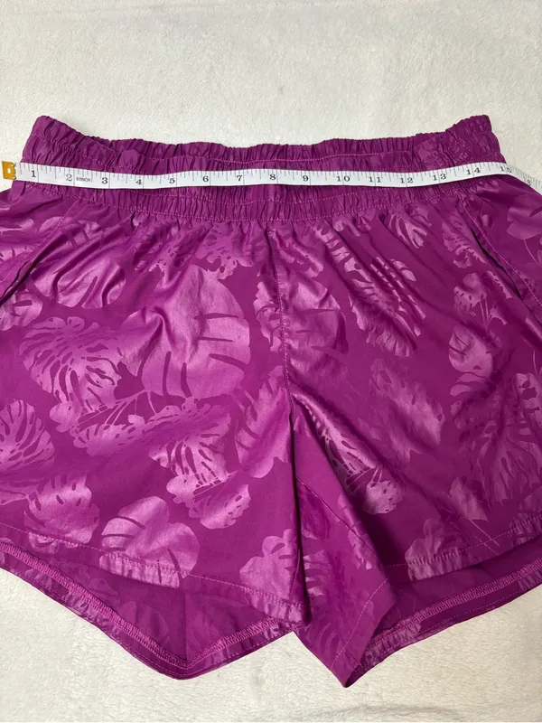 Athleta Race Runner Women’s Magenta Printed Athletic Shorts Size M‎ - Image 4