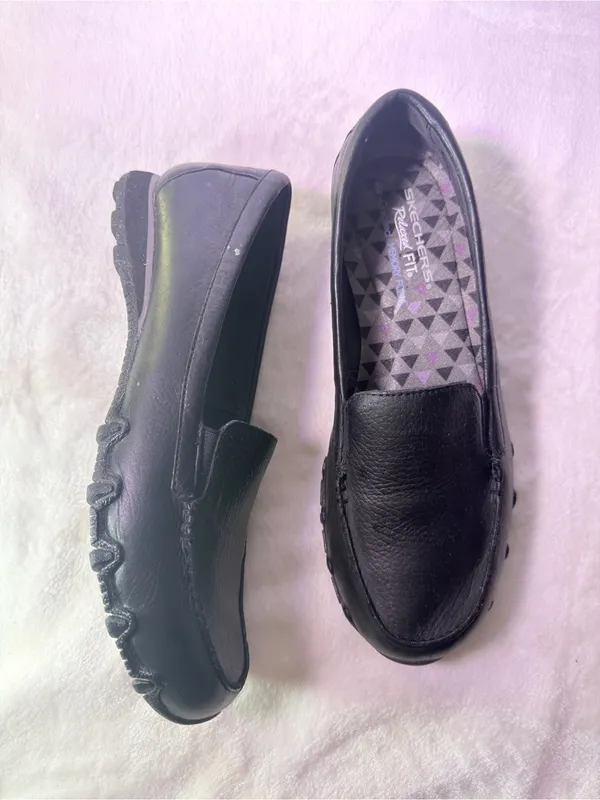 Skechers Black Slip-On Loafer with Purple Patterned Lining - Image 5