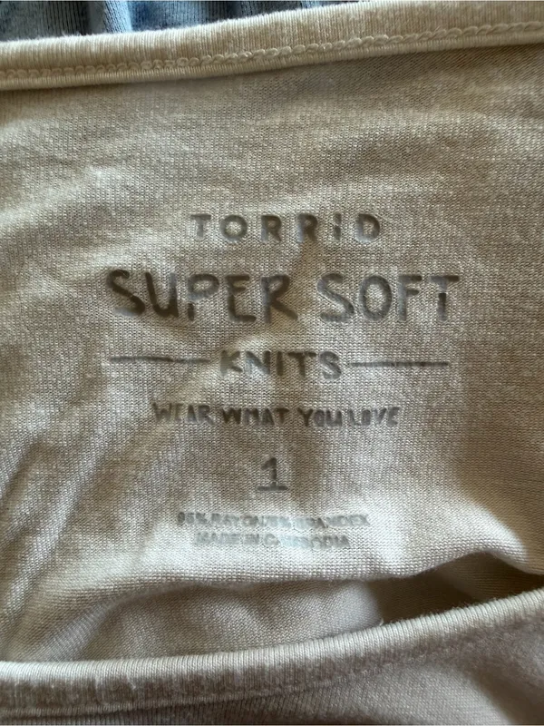 Torrid Super Soft Knits Women’s Ombre Scoop Neck Blouse - Image 3