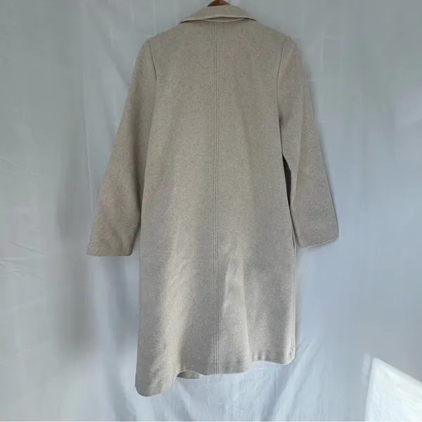 Zara Buttoned soft coat Sand size large shacket trench - Image 4