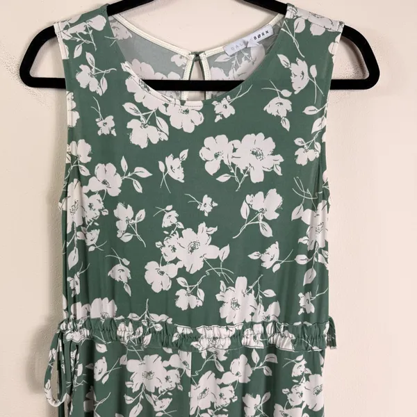 Baltic Born Margaux Wide‎ Leg Cinched Waist Dusty Green Floral Jumpsuit Small - Image 4