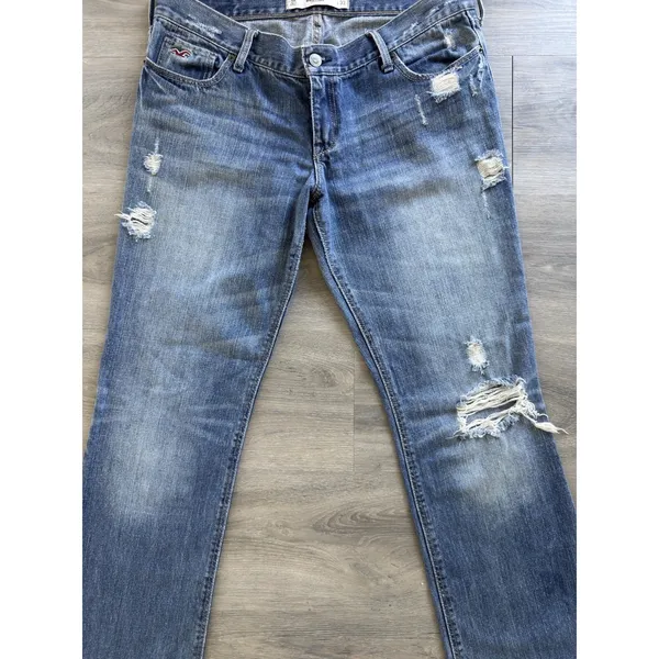Hollister Y2K Women's Medium Wash Distressed Low Rise Bootcut Jeans Size 9 reg - Image 4