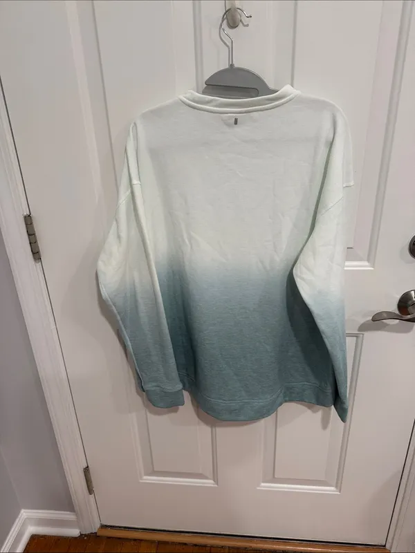 NOBULL Mint-to-Teal Ombre Crewneck Sweatshirt - Image 8