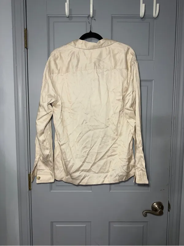 H&M Cream Button-Front Blazer Jacket oversized, could fit medium - Image 4