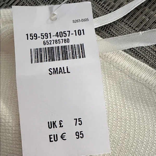 Abercrombie & Fitch Cream Knit Top - Image 8