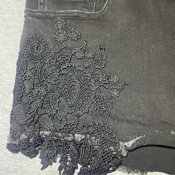 American Eagle Outfitters Black Lace Jean Shorts/ Jorts size 12 - Image 2