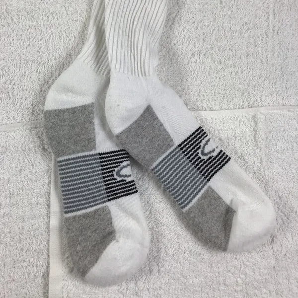 2 pairs of mid calf athlete socks - Image 2