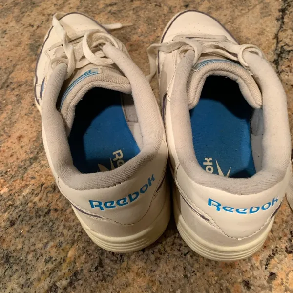 sneakers - Image 4