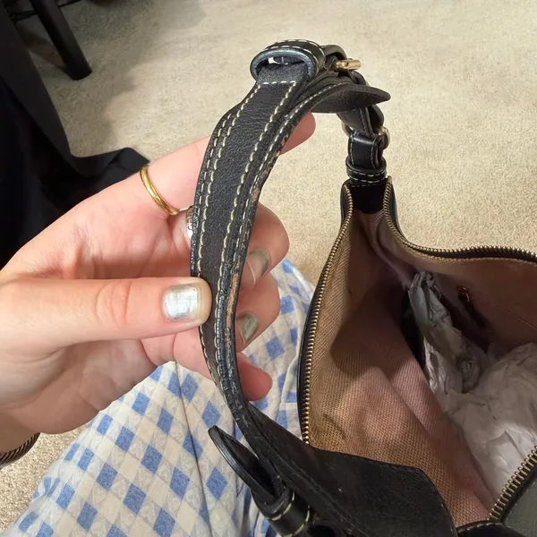 Black leather Dooney & Dillen Black Pebble Leather Hobo Shoulder Bag Gold Accent - Image 8