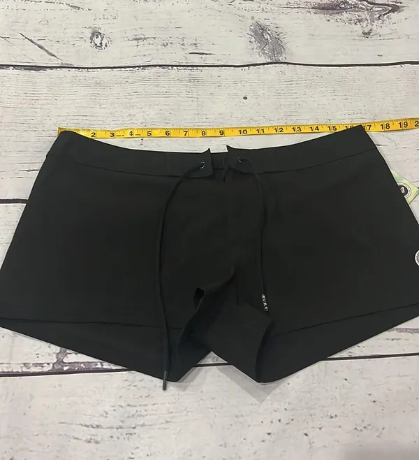 Roxy Women's Endless Summer 2" Boardshort Sz 9. - Image 4