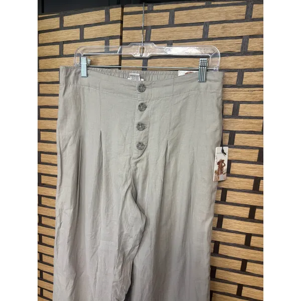 Sincerely Jules Tan Wide Leg‎ Crops Size Large - Image 2