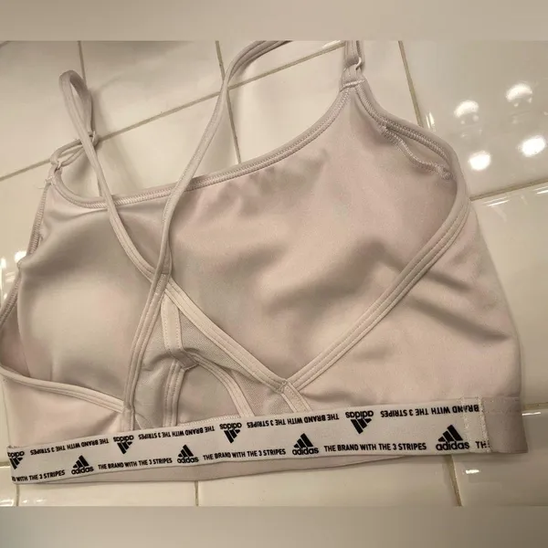 Adidas sport bra size medium - Image 3