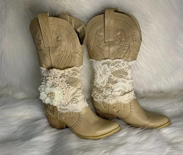 Handmade Womens White Floral Beaded Removable Boot Band One Size Boot Cuff - Image 2