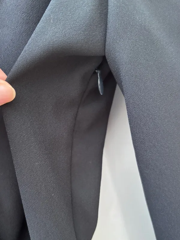 J.Crew Drapey Crepe Faux Wrap Top Blouse Black Size 8 Tailored Elegant Office - Image 10
