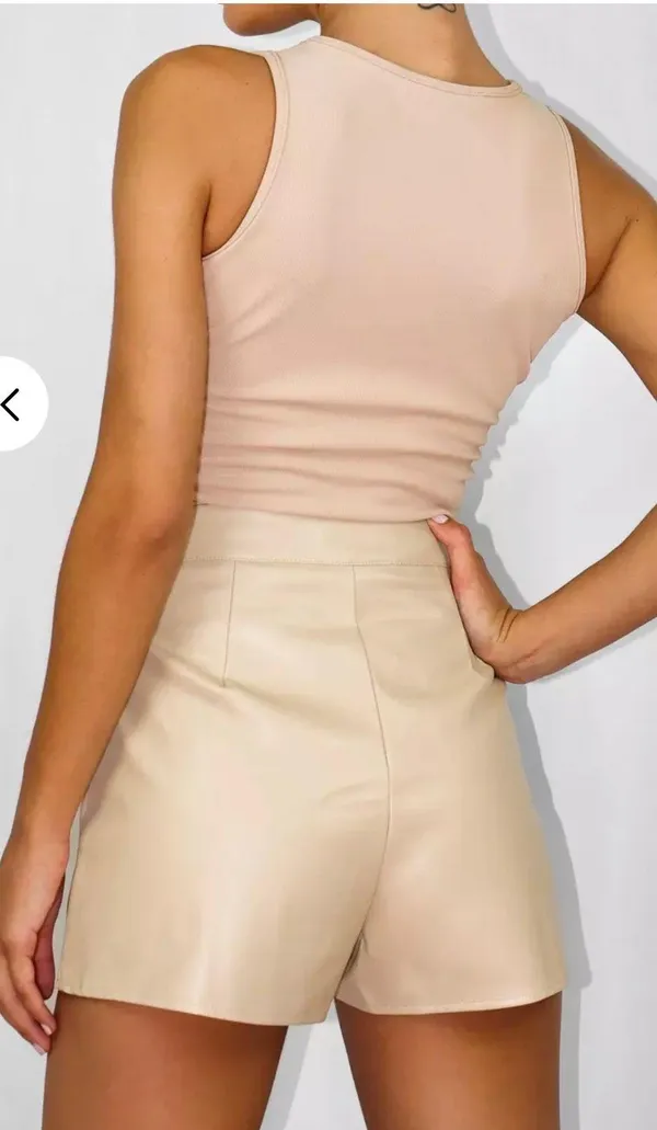 Missguided ivory seam detail faux leather shorts - Image 2