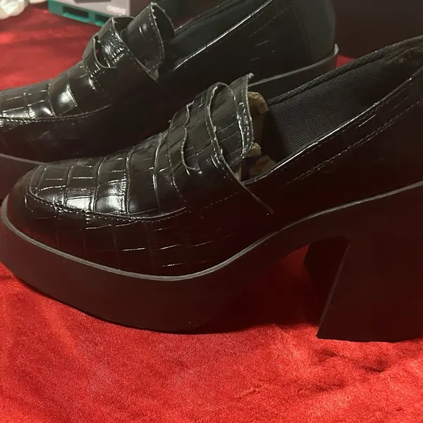ASOS Black Croc-Embossed Flats size 9 - Image 2